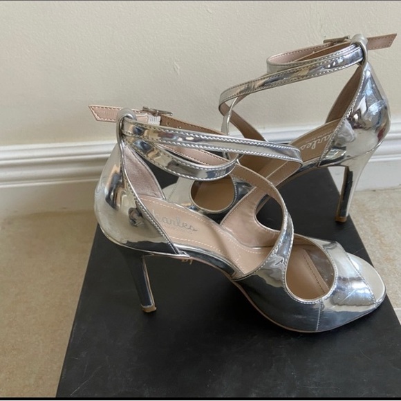 Silver Charles David Rylan Detailed Dress Shoe - Picture 5 of 5